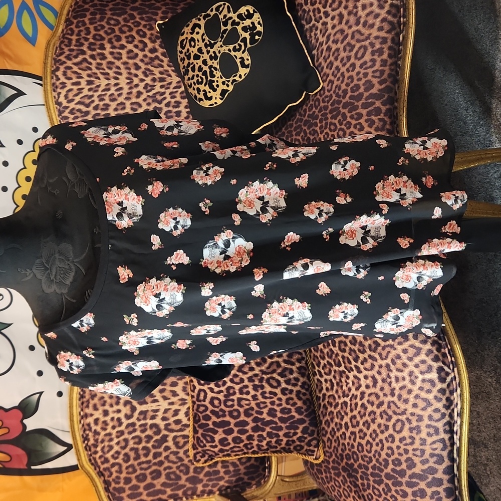 Torrid Abbey  Floral Skull Georgette Blouse
